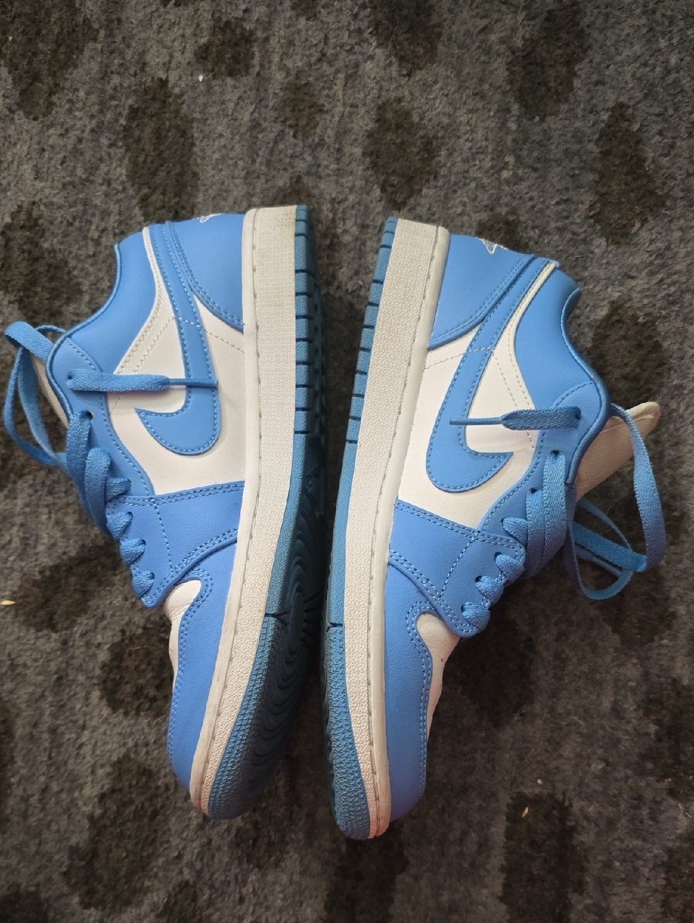 Jordan Low 1 - Picture 4 of 7